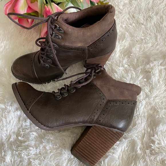 Not Rated Brown Heeled Boots - Picture 8 of 10